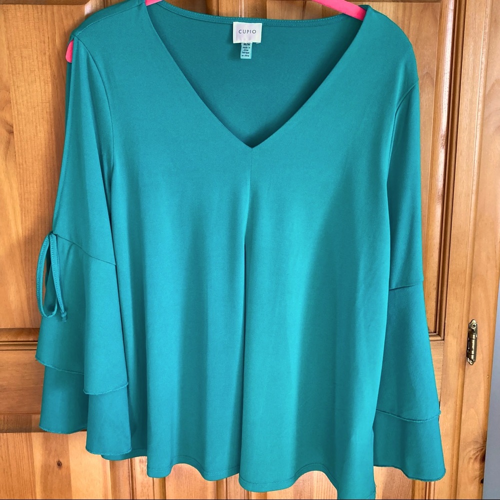 Cupio Cold Shoulder Drapey Top